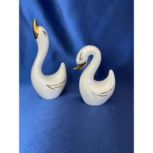 Vintage Pair of Porcelain White and Gold Swan Figurines
